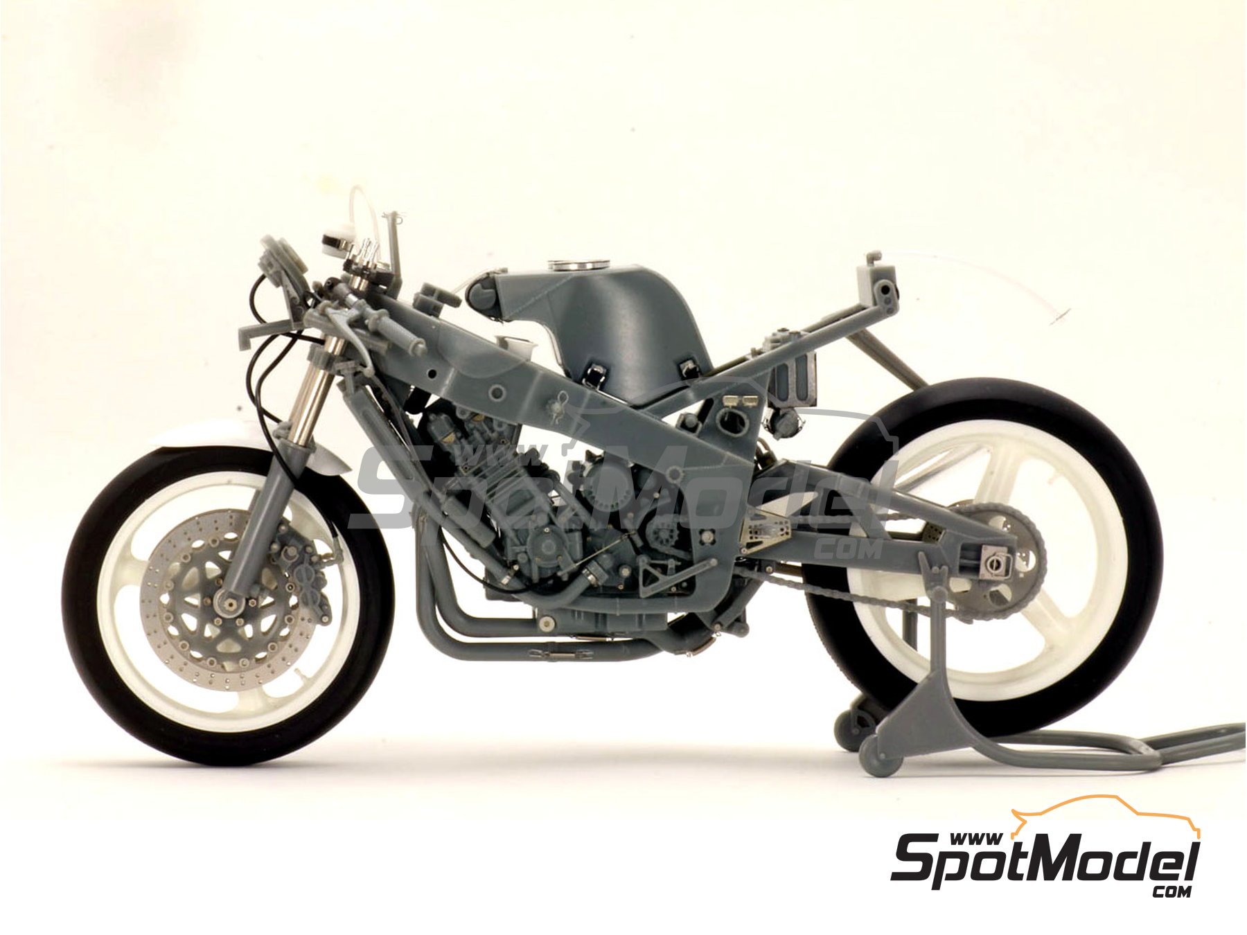 Top Studio TD23094: Detail 1/12 scale - Yamaha FZR750 - Detail Up